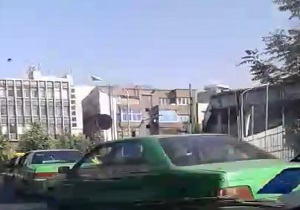 بی‌قانونی زیر تابلوی قانون! + فیلم