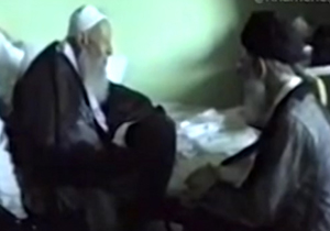 ديدار رهبرانقلاب و حضرت آيت‌الله بهاءالدينی(ره) + فیلم