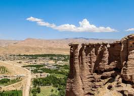 دود کش جن جاذبه ای بکر در  طبیعت ماهنشان