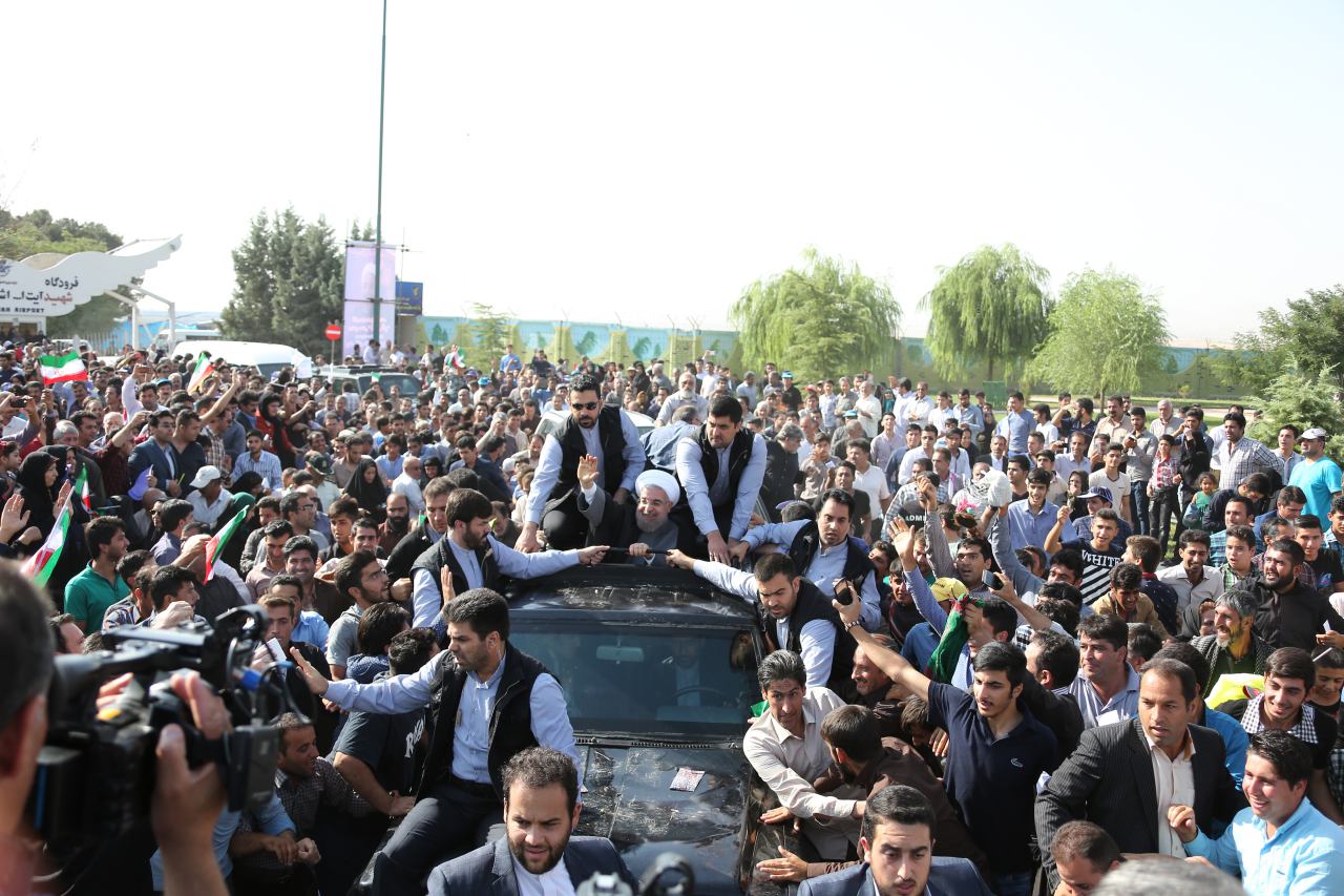 استقبال اهالی دیار پهلوانان و قهرمانان از کاروان تدبیر و امید