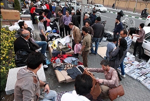 ایجاد مکان مناسب برای دستفروشان