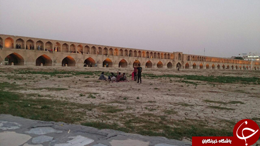 از سرقت چرخ&zwnj;های دوچرخه&zwnj;ها تا تفریح در دل زاینده رود + تصاویر