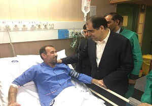 عیادت هاشمی از فرماندار دالاهو و شاعر انقلاب