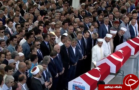 حضور اردوغان و داوود اوغلو در مراسم تشییع کشته&zwnj;شدگان کودتای نافرجام ترکیه+ عکس