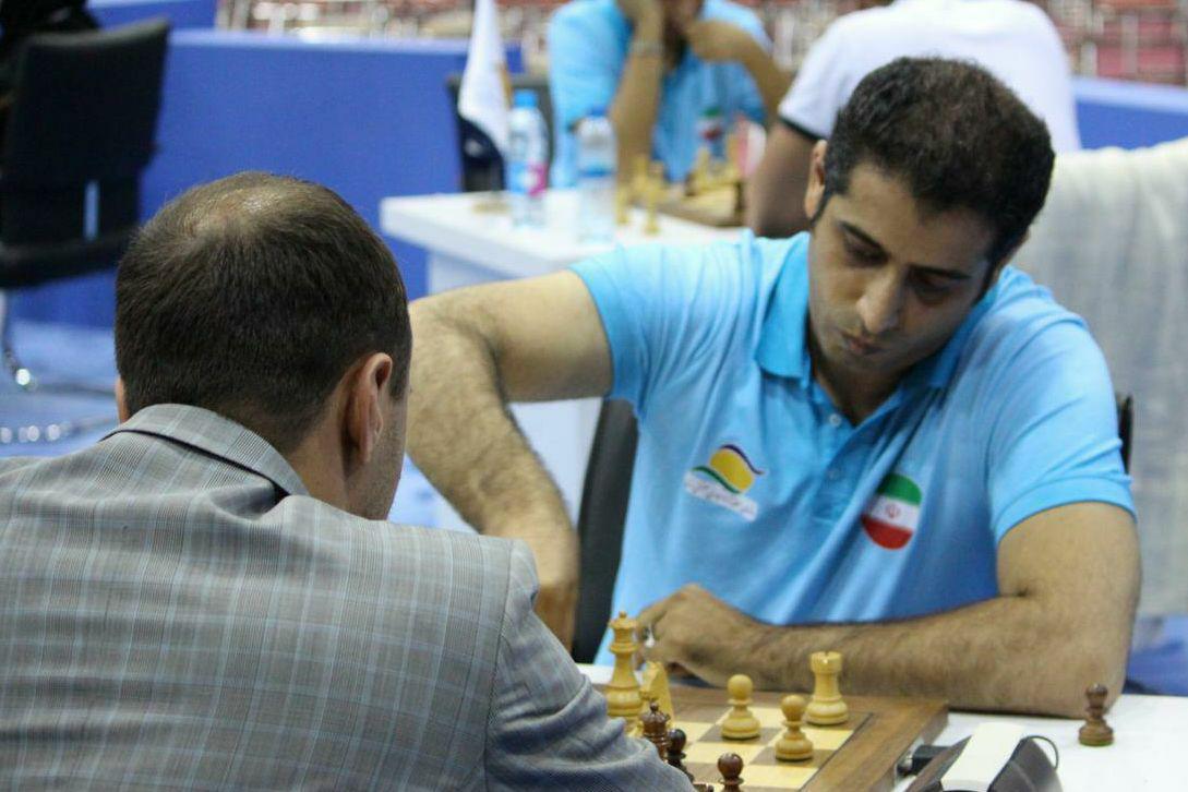 پیروزی تیم شطرنج ستارگان جهان مقابل تیم منتخب ایران + تصاویر