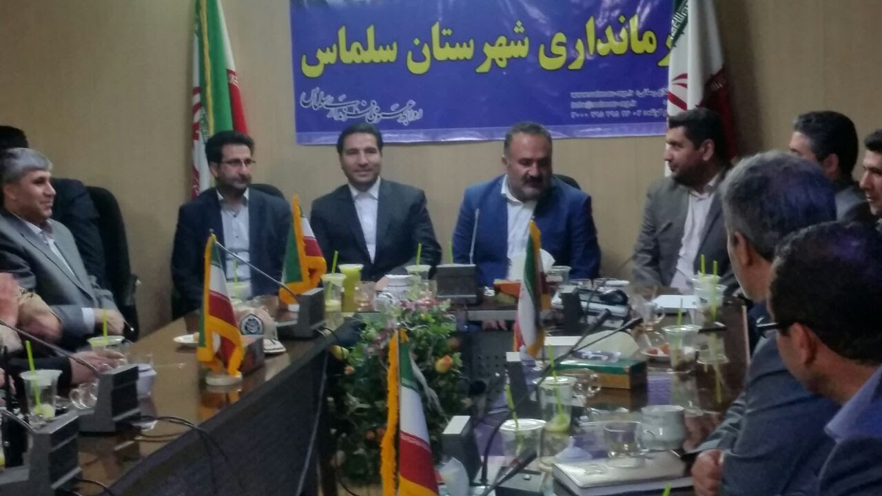 تشکیل جلسه اضطراری کمیته بحران زلزله در سلماس