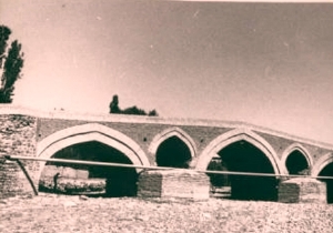 پل حاج سيد محمد پلی قدیمی بر روی رودخانه زنجانرود