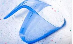 ضبط دو تن پودر شوینده غیرمجاز از کارگاه خانگی در دزفول