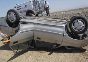 مصدوم شدن پنج نفر در حادثه واژگونی یک دستگاه پراید در اصفهان