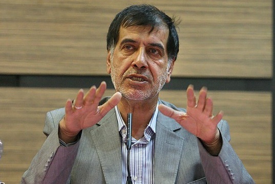 استقلال حزبی مضموم&zwnj;ترین روش کار سیاسی/اگر از نردبان حزبی بالا می&zwnj;رویم باید به آن متعهد باشیم