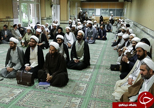 برگزاری همایش روحانیون شاغل در ادارات