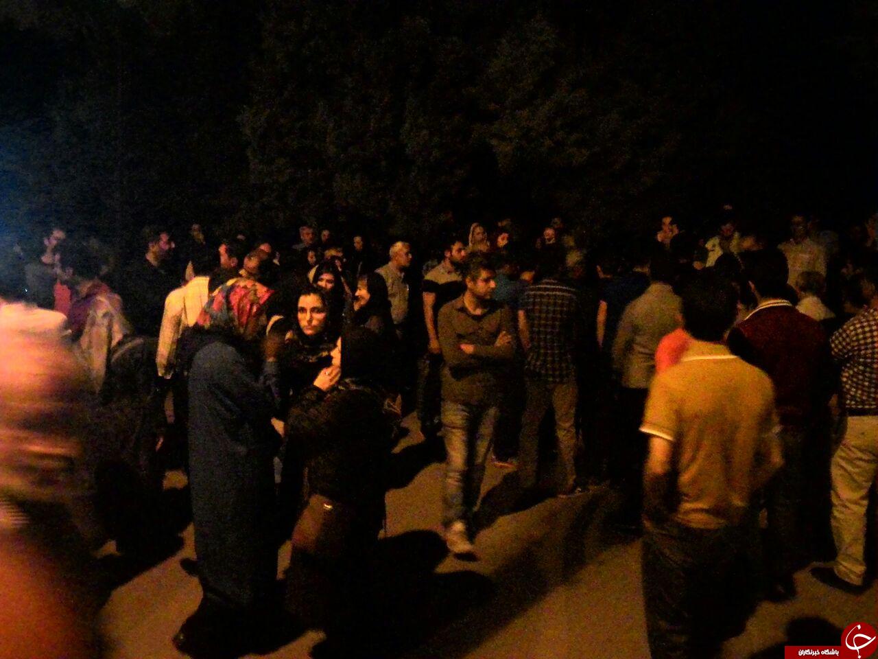 تجمع حدود 300 نفری مردم بیاد سربازان در قزوین