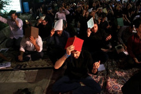 مراسم احیای شب نوزدهم ماه رمضان