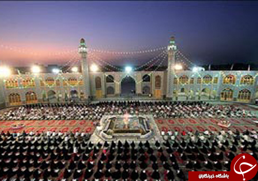 نصف جهان در شب ضربت خوردن مولای متقیان