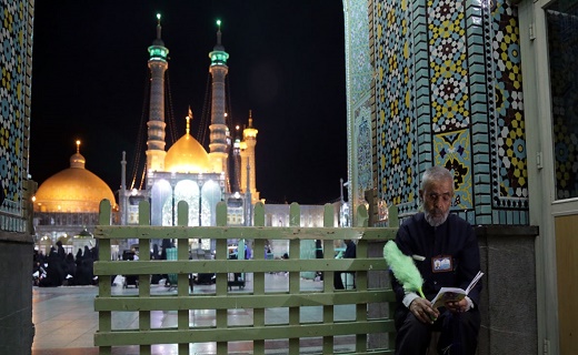 گزارش تصویری شب نوزدهم در حرم مطهر