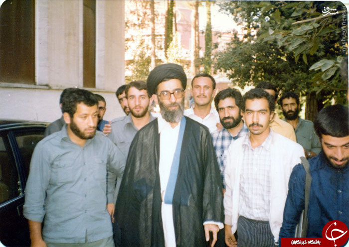 تصاویری از دوران نقاهت آیت الله خامنه ای پس از ترور