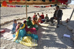 ژاپنی ها یاری دهنده دانش آموزان عشایر خوزستان