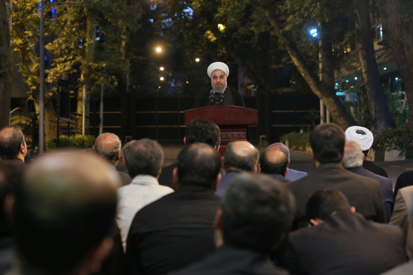 رییس جمهور افطار را میزبان کارکنان نهاد ریاست جمهوری بود