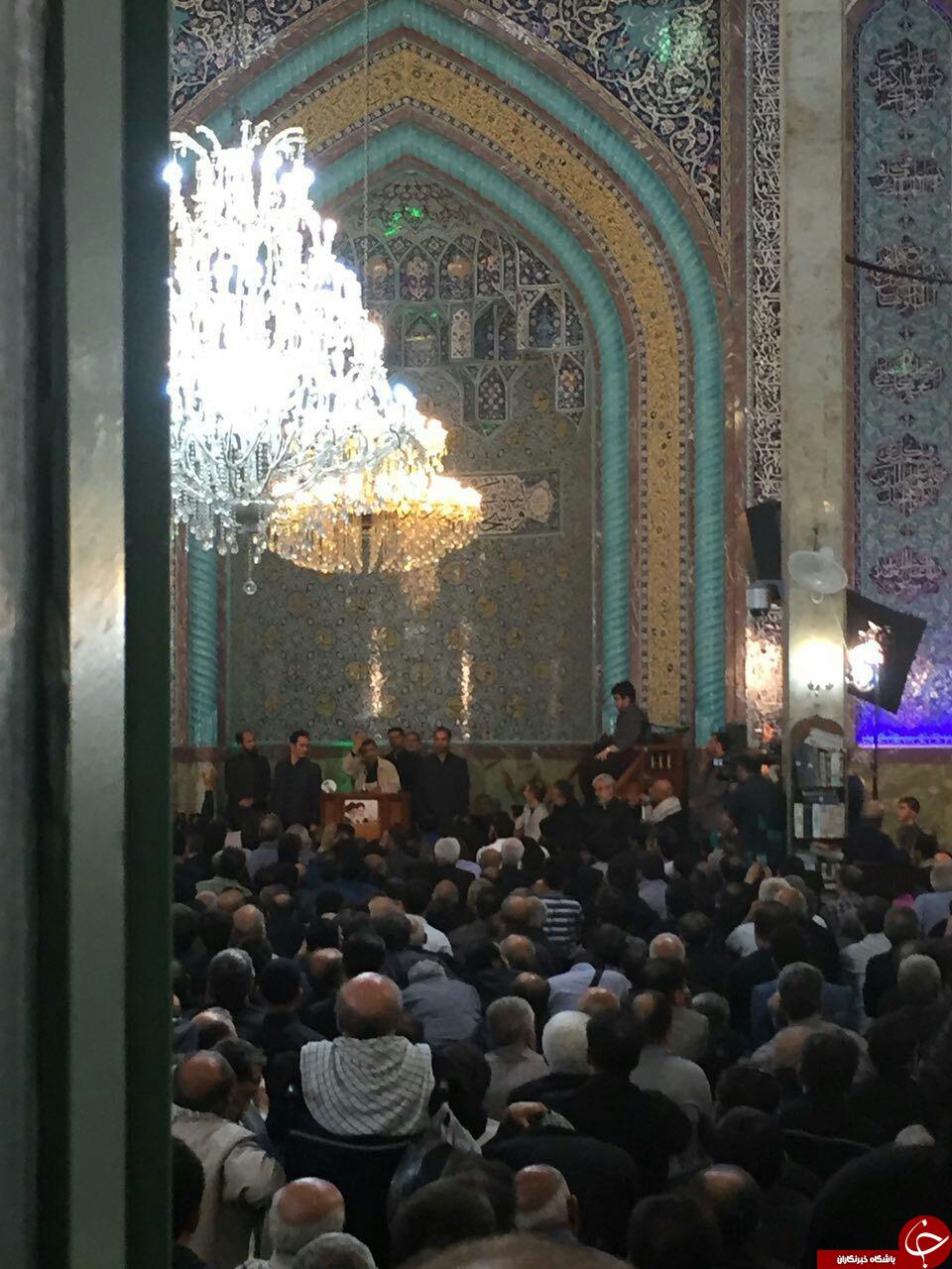 تصاویری منتشر شده از سخنرانی احمدی&zwnj;نژاد در مسجد نارمک