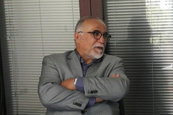 راوی زنده حادثه هفتم تیر: شهید بهشتی لحظه انفجار گفت من بوی گل یاس می&zwnj;شنوم، شما هم ...؟