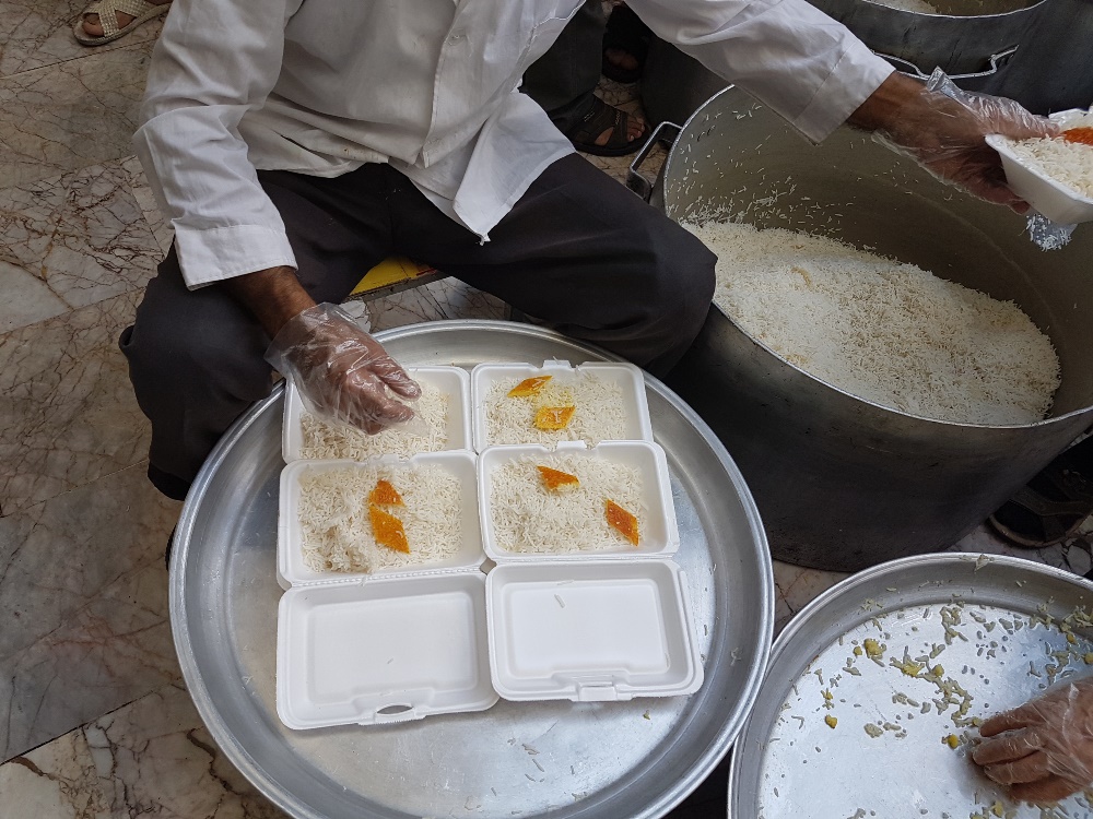 افطاری خیرین مهاجر افغانستانی در مشهد&zwnj;مقدس + تصاویر