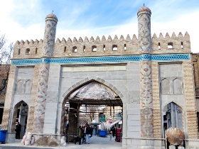 تکمیل مرمت واحیای درب تاریخی باغمیشه