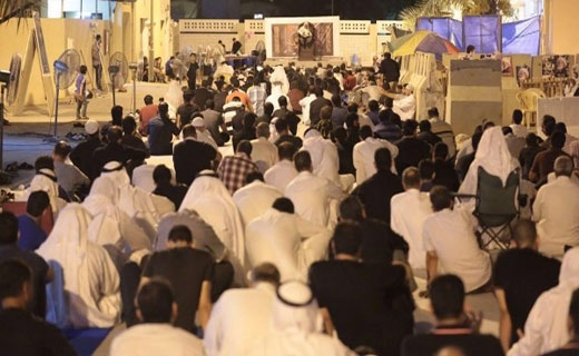 ادامه تحصن بحرینی&zwnj;ها درمقابل منزل شیخ عیسی قاسم