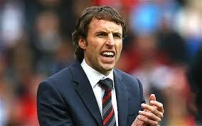 ساوت گیت موقتا جانشین هاجسون می شود
