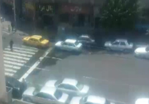 ساعت‌ها هدررفتن آب در میدان جمهوری + فیلم