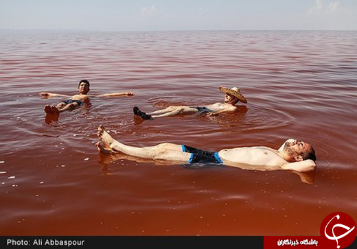 روی سرخ دریاچه ارومیه