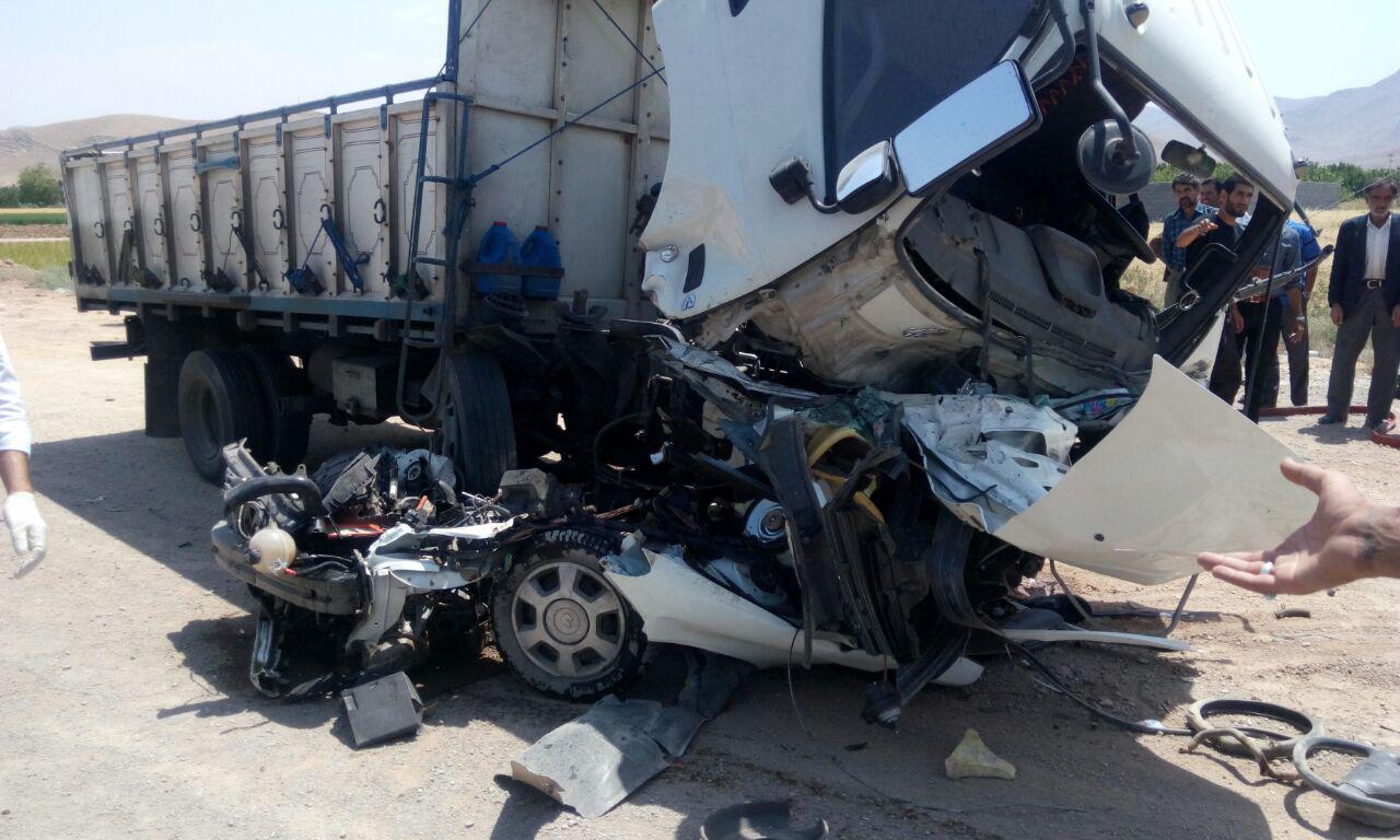 تصادف ایسوز یک کشته برجای گذاشت+ تصاویر