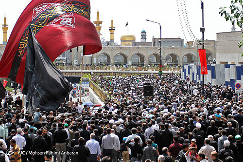 تشییع 2 شهید گمنام هشت سال دفاع مقدس در مشهد+ تصویر