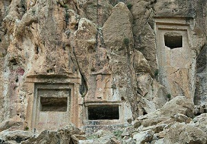 روستای گوردخمه های هزارساله