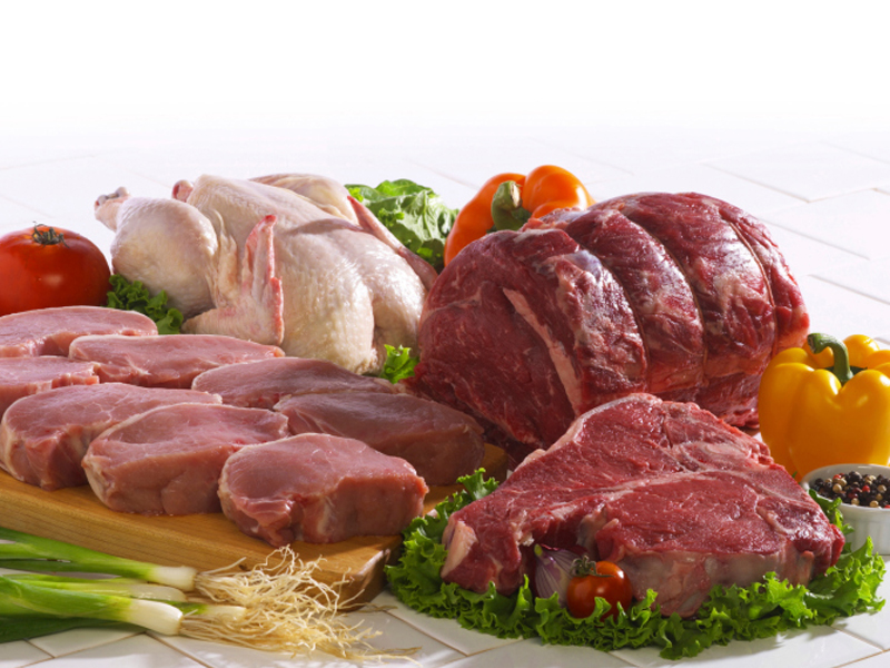 مرغ را گران نخرید/سودجویی واسطه ها گوشت را گران کرد