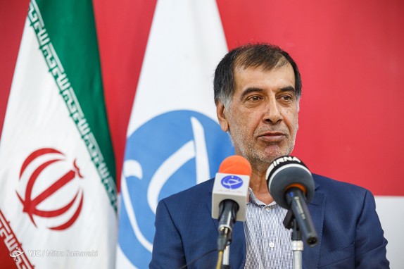 قصد کاندیدا شدن در انتخابات 96 را ندارم/کسی باور نمی&zwnj;کند سفرهای احمدی&zwnj;نژاد انتخاباتی نباشد