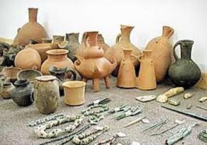 کشف اشیای عتیقه