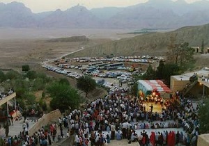 آغاز آیین مذهبی زرتشتیان در مهریز