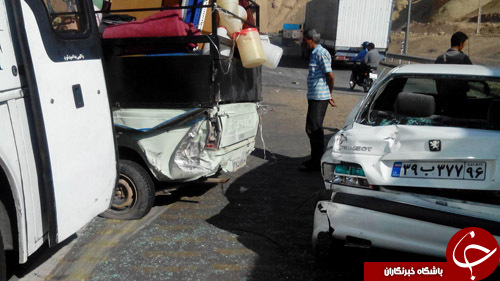 بی احتیاطی رانندگان باعث تصادف زنجیره ای شد