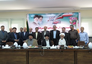 برگزاری نشست مدیران عامل ودبیران فرهنگی ودینی