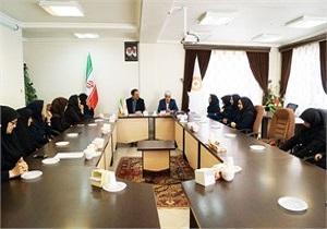 تقدیر از دختران شاغل در بهزیستی آذربایجان غربی