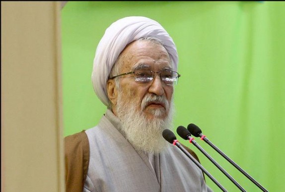 حقوق&zwnj;های نجومی با عقل و وجدان قابل تحمل نیست/ مسئولان حقوق&zwnj;ها را به بیت&zwnj;المال بازگردانند
