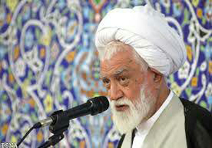 تاکید امام جمعه بندرعباس بر لزوم اجرای رهنمود های رهبرمعظم انقلاب در جامعه