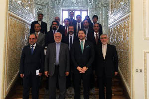 وزارت خارجه افغانستان و ایران به گسترش روابط میان دو کشور تاکید کردند وزارت خارجه افغانستان و ایران به گسترش روابط میان دو کشور تاکید کردند