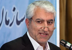 یک بیمارستان از تجهیزات پزشکی یکبار مصرف به صورت مکرر استفاده می کند