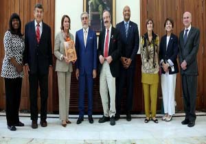دیدار نمایندگان کنگره آمریکا با رئیس اجرائیه