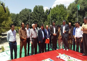 ادای احترام هاشمی به مقام شامخ شهدای گمنام
