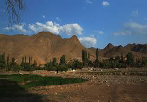 روستای سردر با طبیعت زیبای کوهستانی