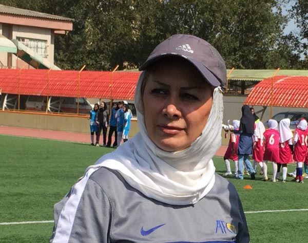 مهینی: بازیکنان باید در مسابقات تحت فشار قرار بگیرند