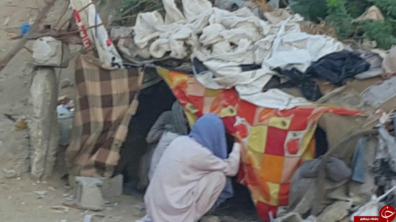 مصرف مواد مخدر در ملأعام + تصاویر