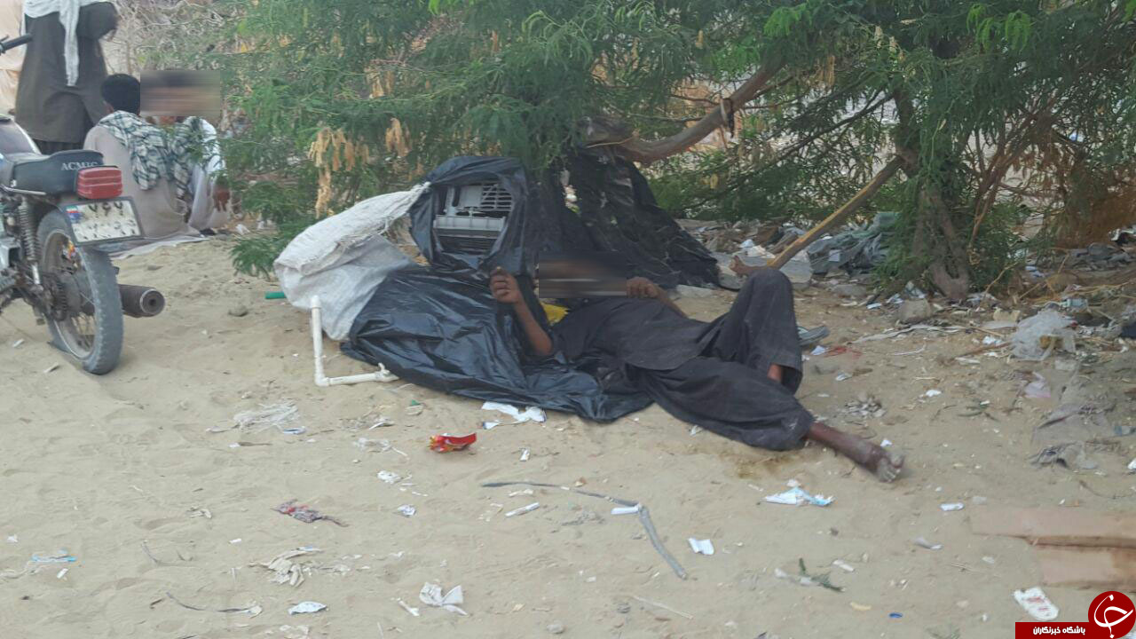 مصرف مواد مخدر در ملأعام + تصاویر